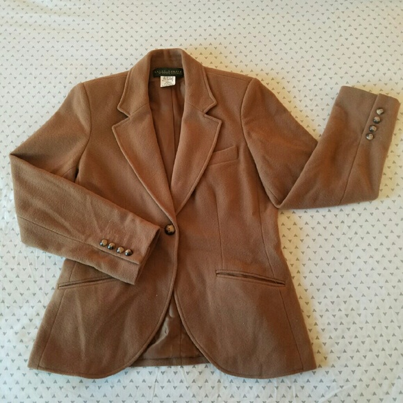 Luxurious Harve Bernard One Button Blazer