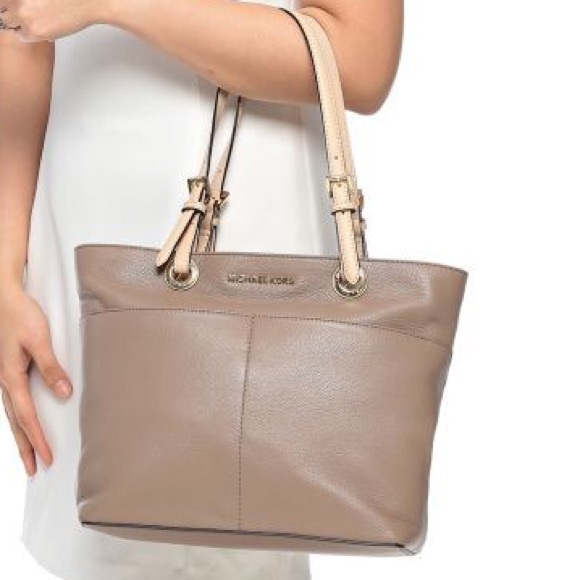 Michael Kors tz pocket tote SOLD