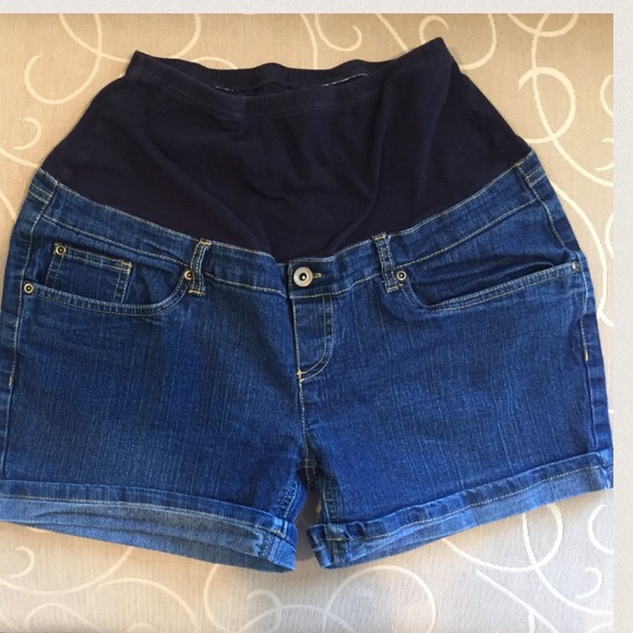 Maternity Jean shorts Size M
