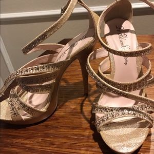 Women's Gold Heels