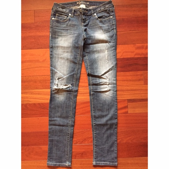 Decree Distressed Skinny Jeans