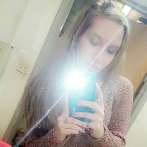 Meet your Posher, Ally