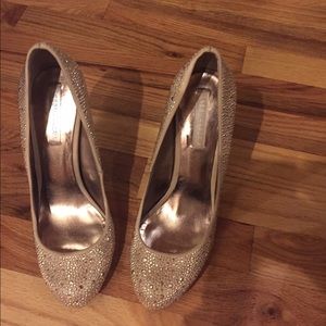 BCBG embellished Gold Shoes never worn size 9