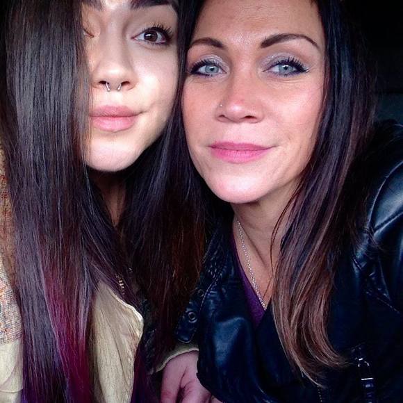 Meet your Posher, Kat - Picture 1 of 1