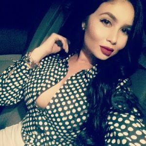 Meet your Posher, Mayra