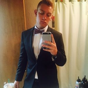 Meet your Posher, Quentin