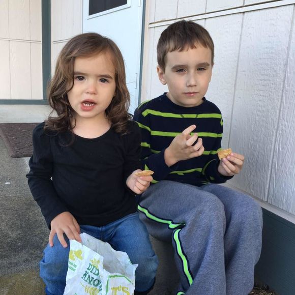 Meet your Posher, Trilaina - Picture 1 of 1