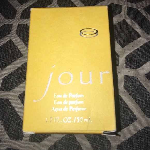 Women's perfume