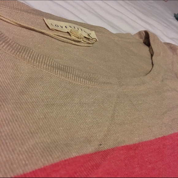 Color Block Sweater - Picture 2 of 3