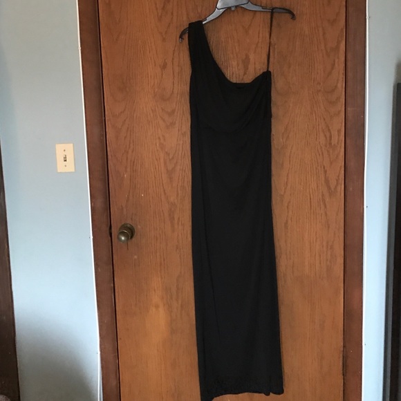 Black strapless BCBG MaxAzria long formal dress
