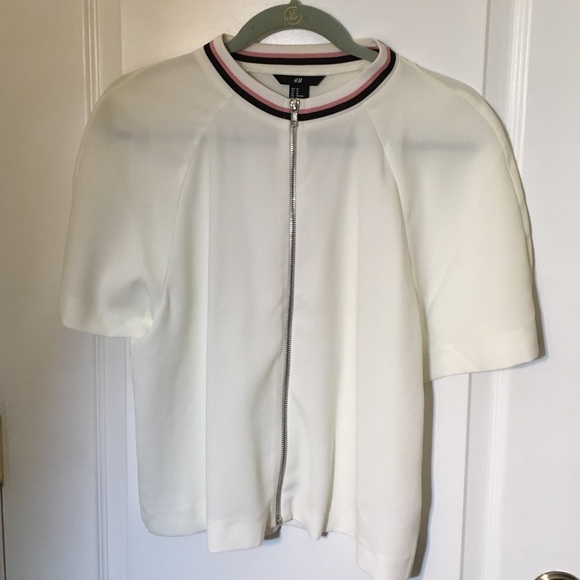 H&M zip up top