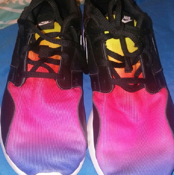 Nike women's size 7