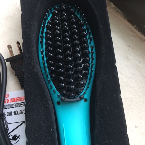 PYT Fast and Flawless Thermal Styling Brush - Picture 2 of 4