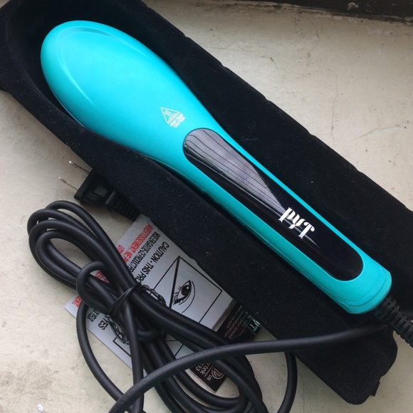 PYT Fast and Flawless Thermal Styling Brush - Picture 3 of 4