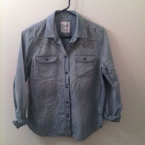 American Eagle Outfitters Denim shirt.