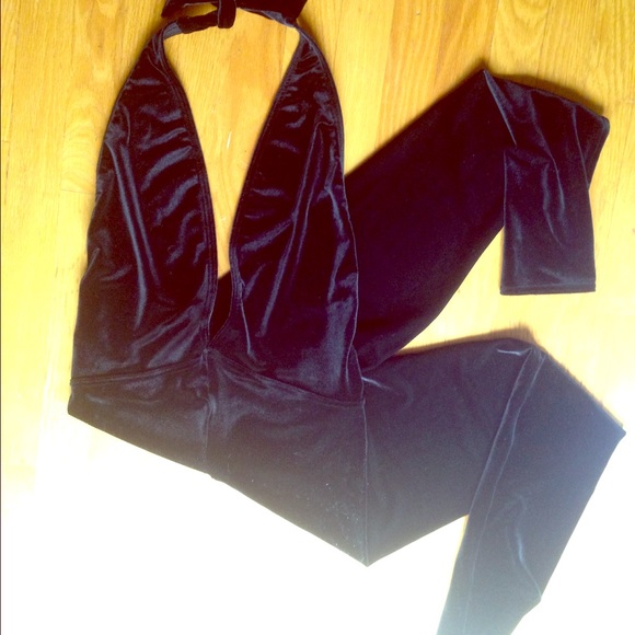 BLACK MAMBA VELVET CATSUIT