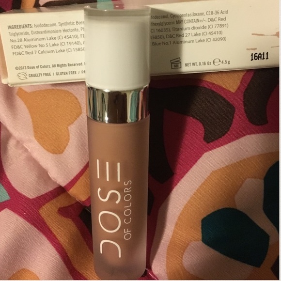 Dose of color in SAND. Authentic