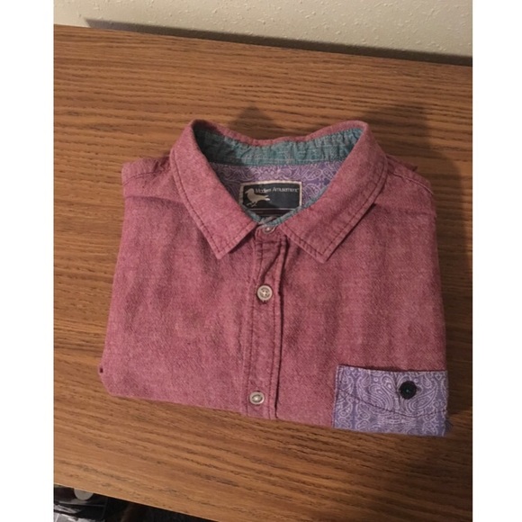 Casual men's shirt!