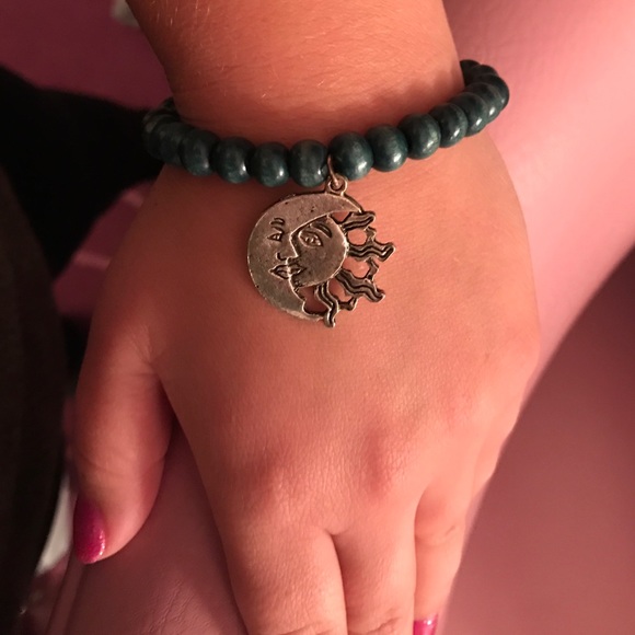 Sun and moon stretch bracelet