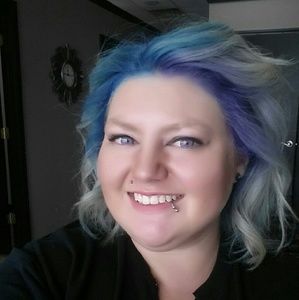 Meet your Posher, Lynn