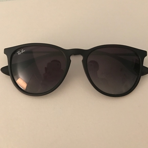 100% AUTHENTIC black ray ban erika