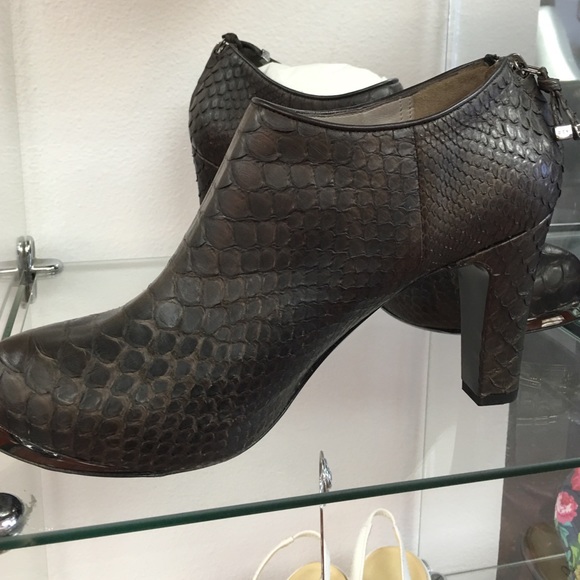 Booties by Devi Kroell - Picture 2 of 4