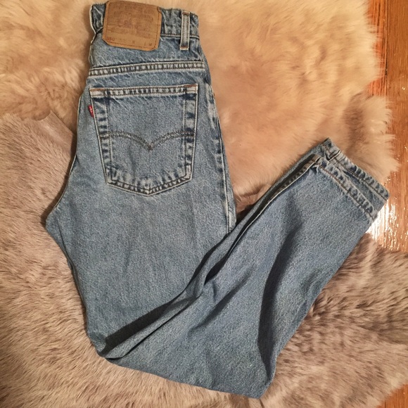 🚫SOLD🚫🎃Vintage Medium Wash Levi's 27🎃 - Picture 3 of 3