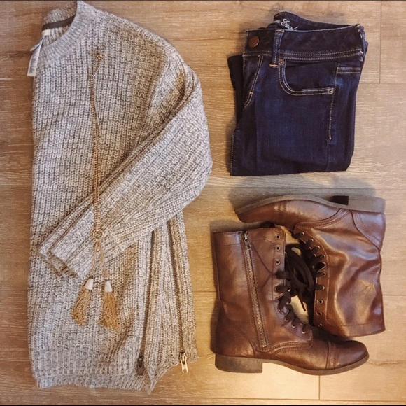 Forever 21 Sweaters - Knit Sweater W/Side Zippers