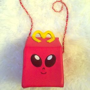 Alien crappy meal bag