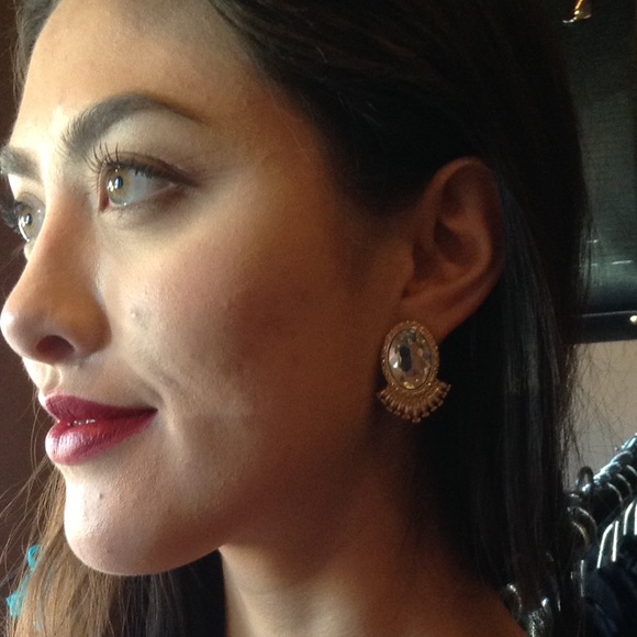 Rhinestone Cocktail Gold Earring’s - Picture 3 of 4