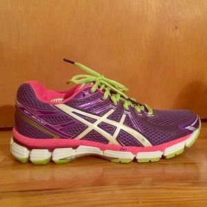 Asics GT-2000 sneakers