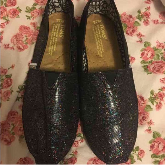 Sparkly black Toms
