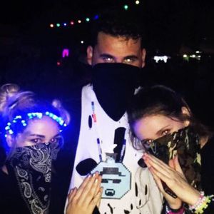 Meet your Posher, Sam