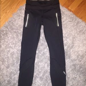 SOLD LULULEMON CROP PANTS