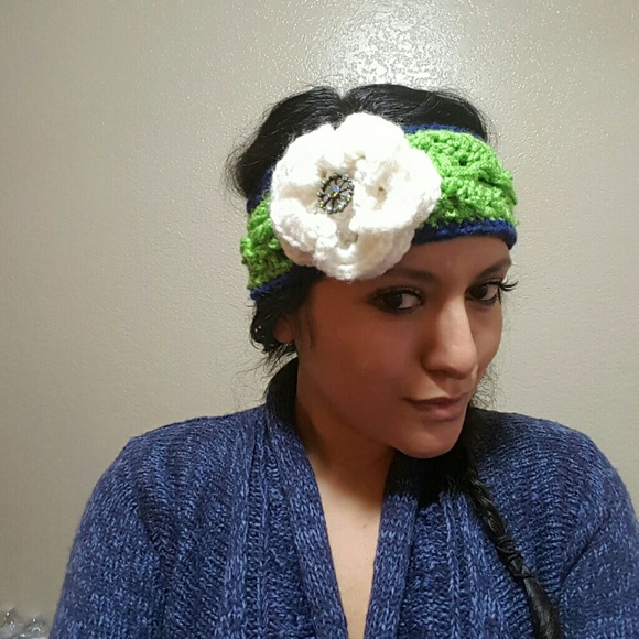 Seahawks inspired headband - Picture 2 of 4