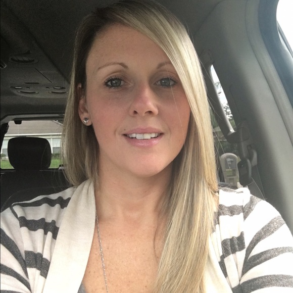 Meet your Posher, Christina