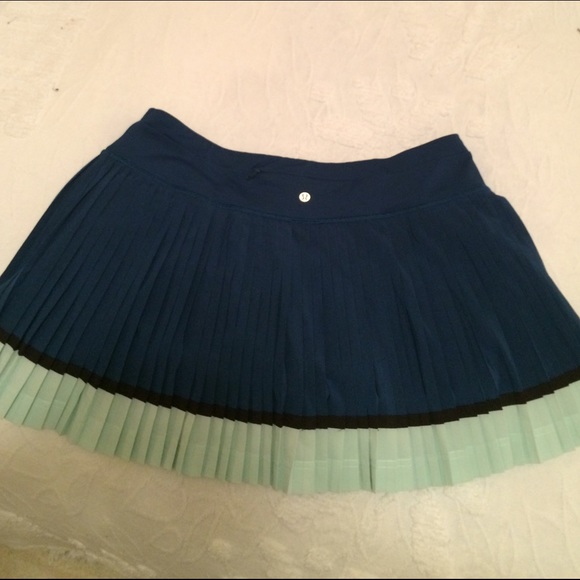 Lululemon skirt