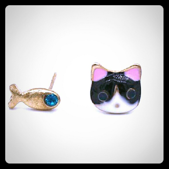 2/$10 Cat and Fish Earrings