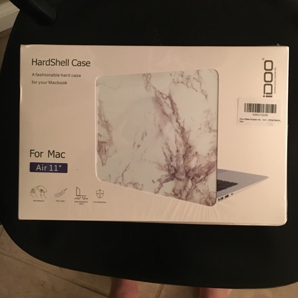 MacBook Air 11" marble case