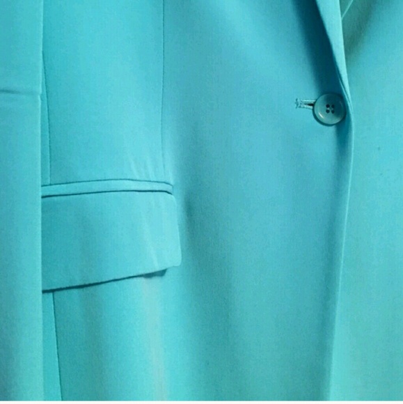 Jones New York teal blue blazer 100% silk - Picture 3 of 3