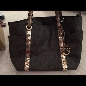 Michael Kors purse