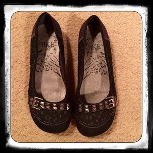 EUC BKE ONE FLATS•Super cute! Size 8.5