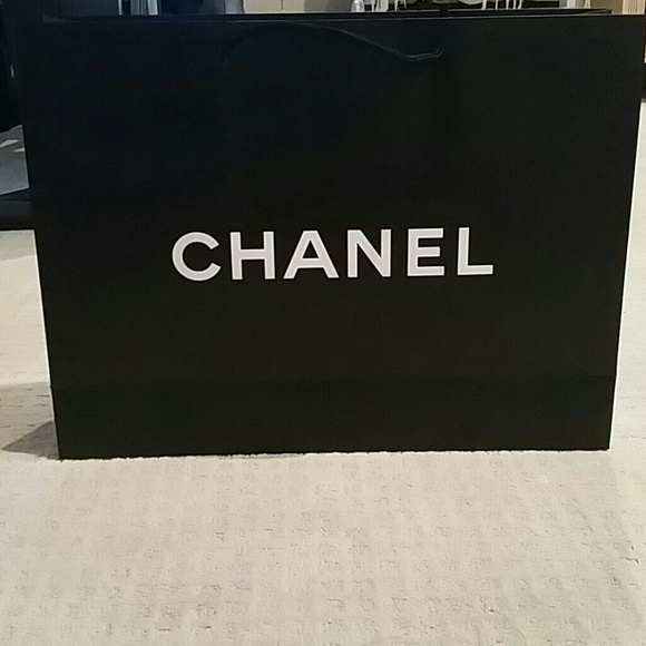 Authentic Large CHANEL paper shopping bag