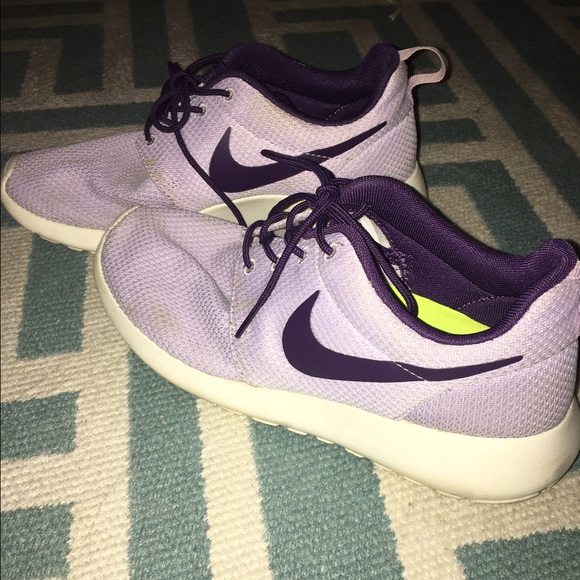 Nike Roshe Runs