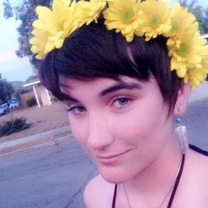 Meet your Posher, Addie