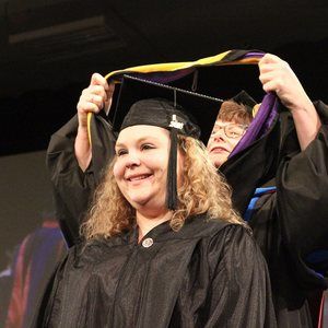 Meet your Posher, Leslie