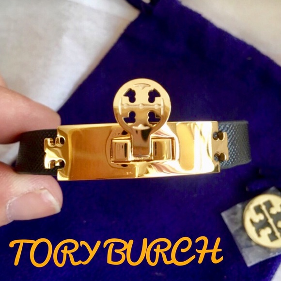 Tory Burch Jewelry - 🎄1 DAY SALE🎄NWOT💯% Auth Tory Burch bracelet