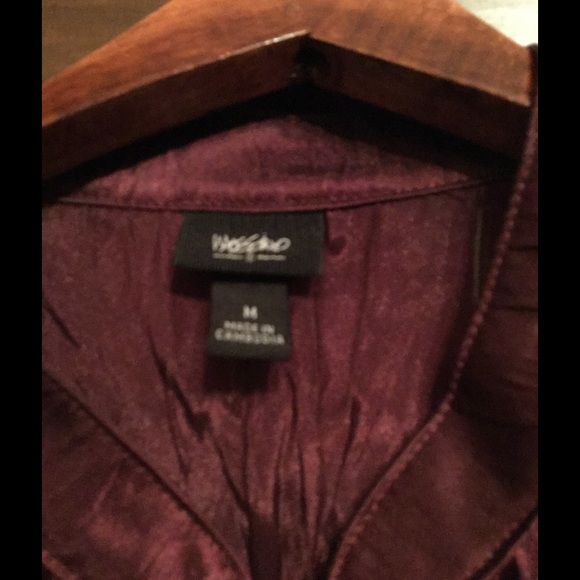 Mossimo Ruffle Shirt - Picture 3 of 4