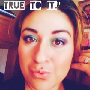 Meet your Posher, Amber