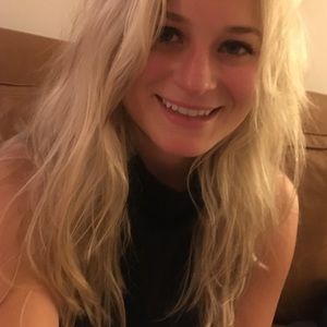Meet your Posher, Alizabeth